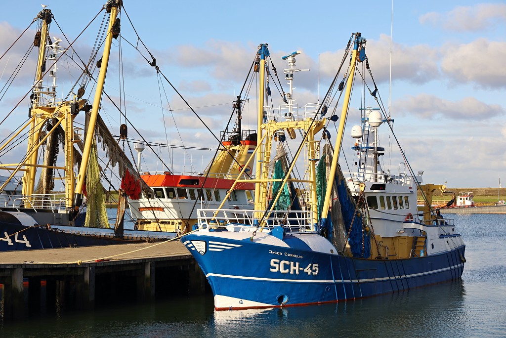 visserij industrie hdr stellendam yerseke kotter viskotter trawler visnet visnetten vloot vis vissen zierikzee